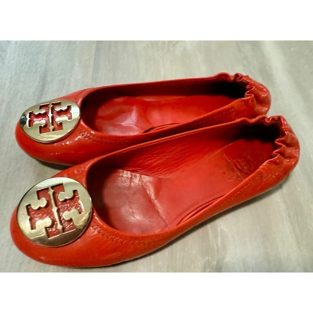 Tory Burch Red Patent Leather Ballet Flats Gold Logo Women's Size 7